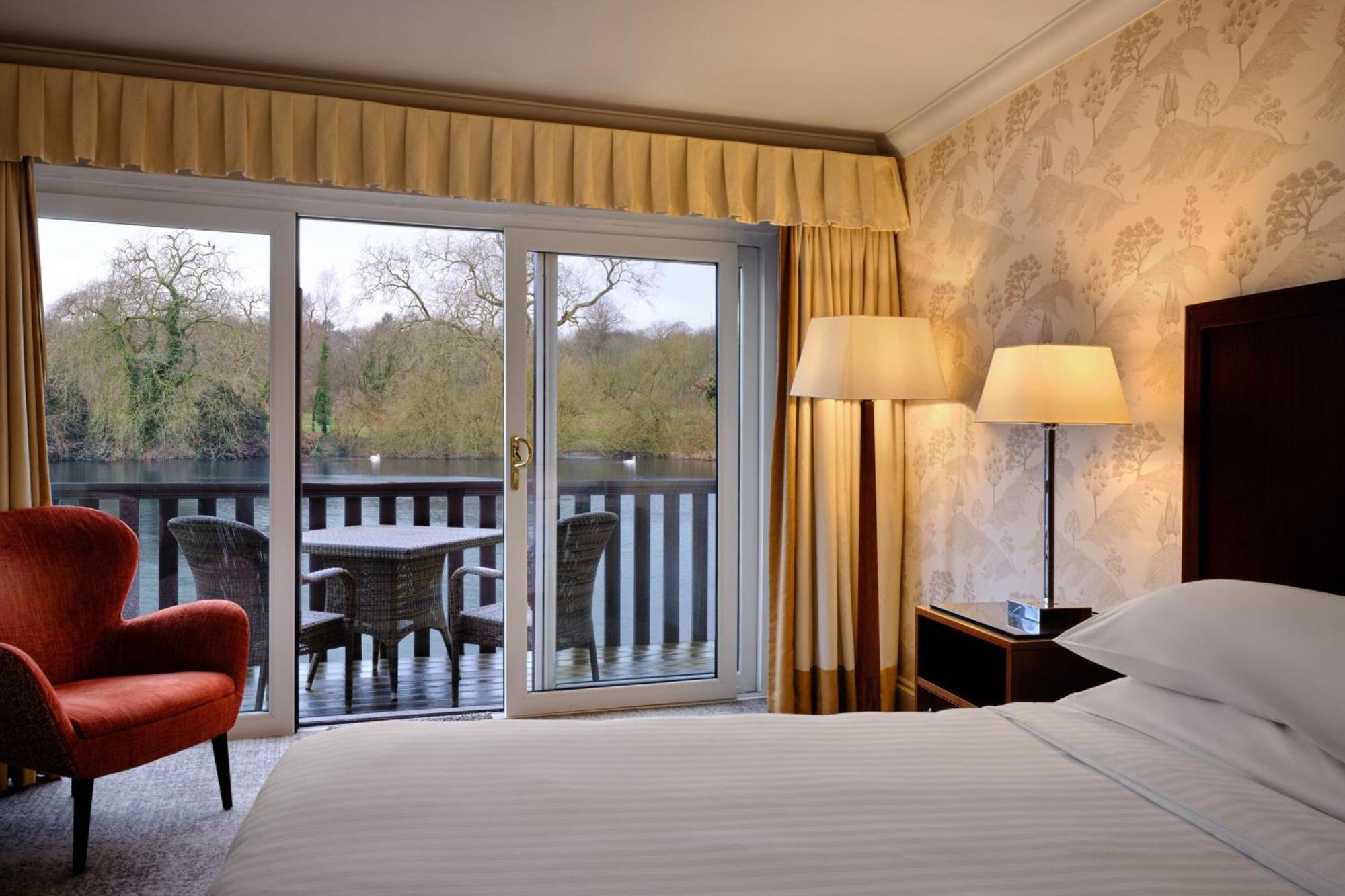 Delta Hotels By Marriott St Pierre Country Club Mathern Exterior foto