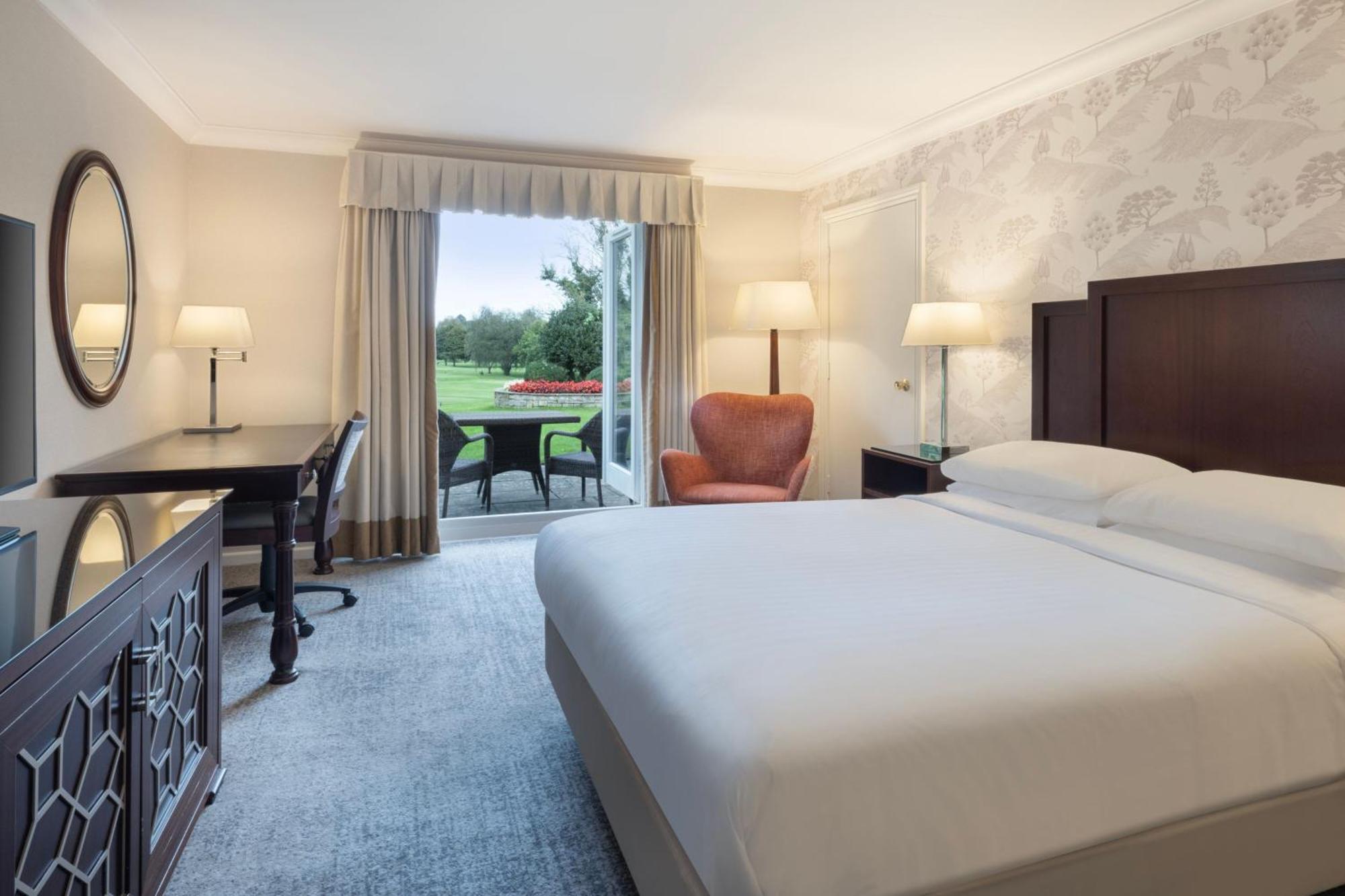 Delta Hotels By Marriott St Pierre Country Club Mathern Exterior foto